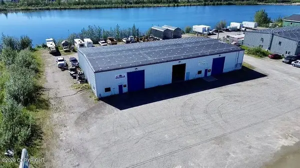 1285 Queens WAY, Fairbanks, AK 99701