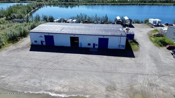 1285 Queens WAY, Fairbanks, AK 99701
