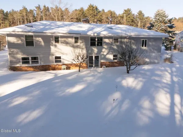 27 Bonner Drive, Queensbury, NY 12804