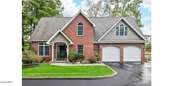 9 Reardon Rd Extension, Queensbury, NY 12804