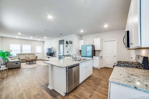 4523 FELSITE AVE, San Antonio, TX 78253