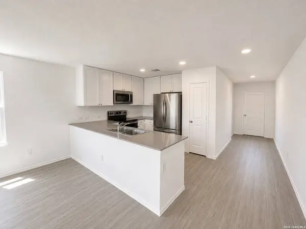 3809 Far Horizon, Seguin, TX 78155