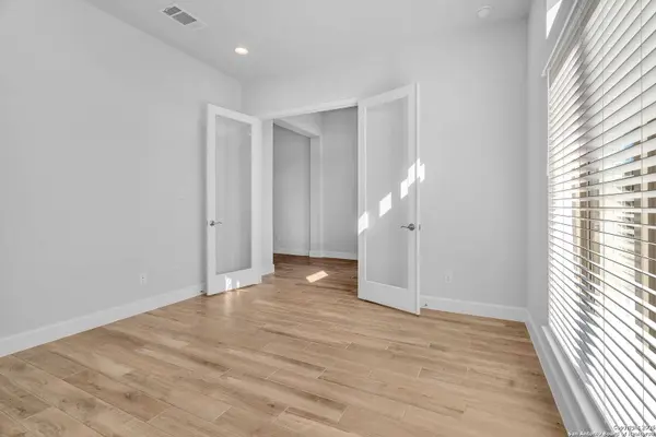 12335 Fort Duncan, San Antonio, TX 78245
