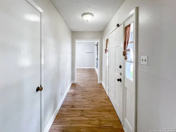 8831 BRIGADOON ST, San Antonio, TX 78254-2002