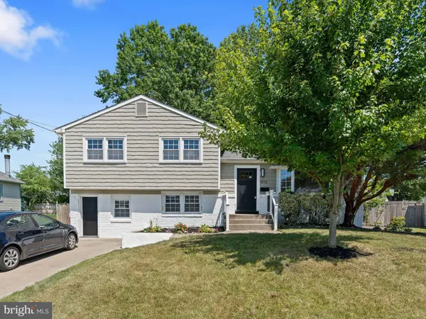 1912 SUSSEX AVE, Cherry Hill, NJ 08003