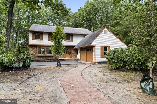 2 HARWOOD DR, Voorhees, NJ 08043