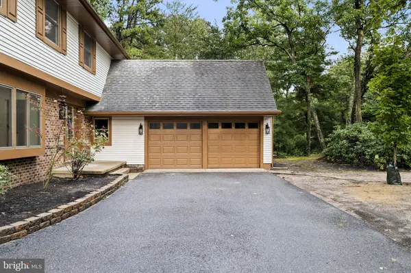 2 HARWOOD DR, Voorhees, NJ 08043