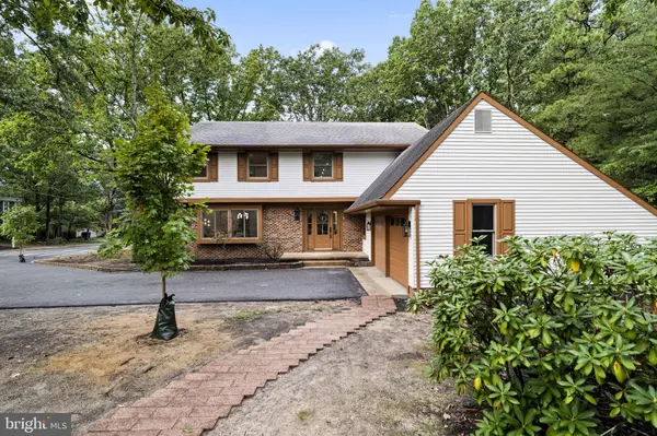2 HARWOOD DR
