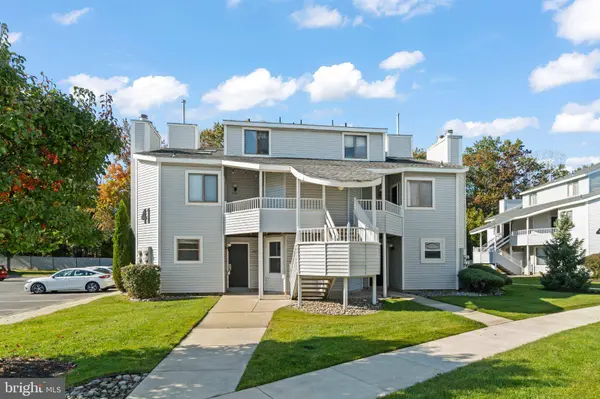4107 TRACY CT