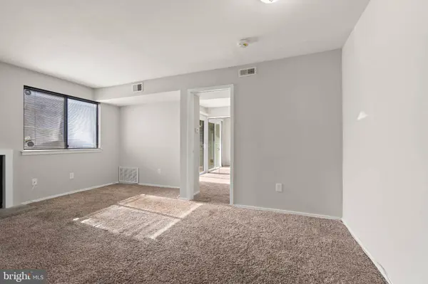 4107 TRACY CT, Voorhees, NJ 08043