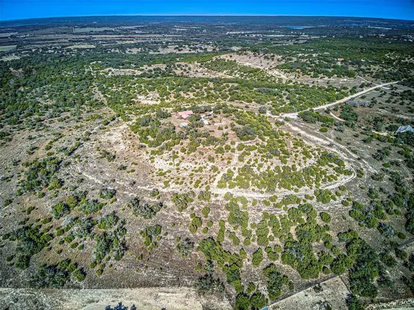 414 Hall Lane, Spicewood, TX 78669