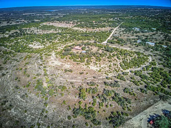 414 Hall Lane, Spicewood, TX 78669