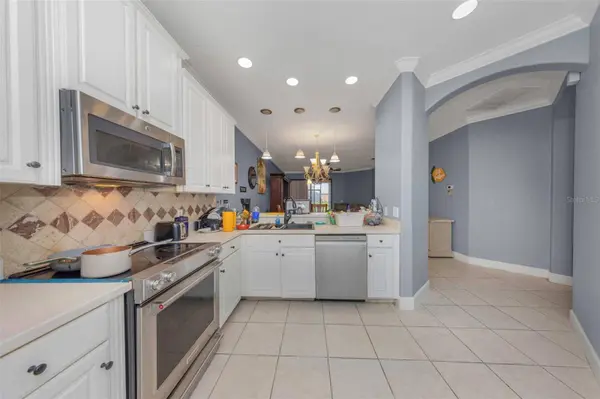 114 SHELL FALLS DR, Apollo Beach, FL 33572