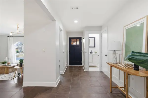 3736 Walnut Drive, Bedford, TX 76021