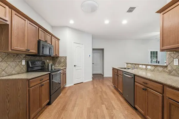11013 Dillon Street, Fort Worth, TX 76179