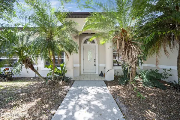 1724 Barker ST NE, Palm Bay, FL 32907