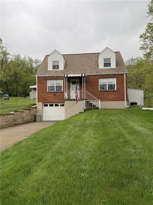 27 Christine Dr, Cheswick, PA 15024