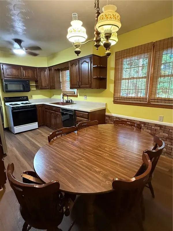 6 Old Plank Rd, Twp Of But Sw, PA 16001