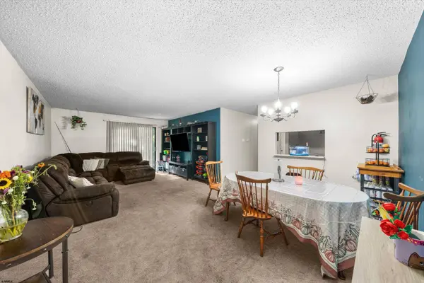 131 Liberty Ct #131, Galloway Township, NJ 08205