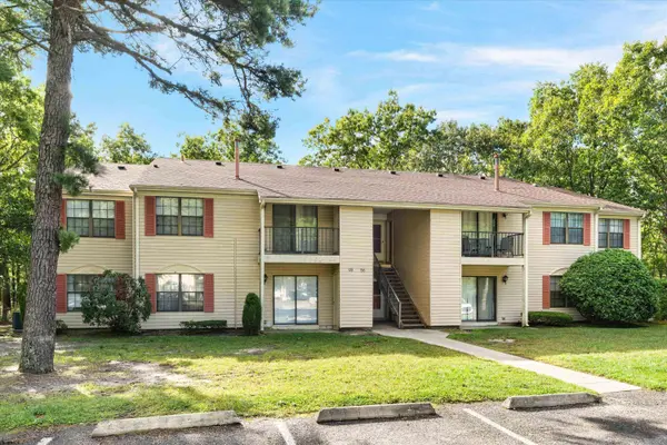 131 Liberty Ct #131, Galloway Township, NJ 08205