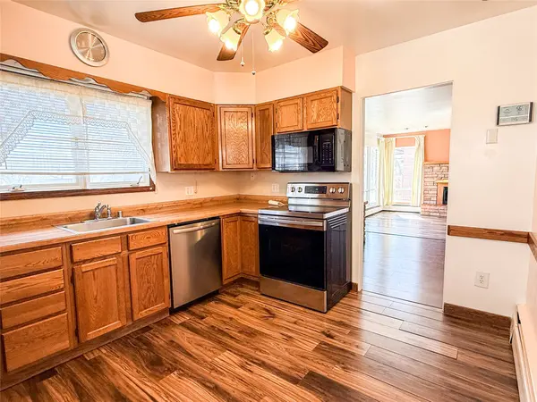 1054 N Ewing ST, Helena, MT 59601