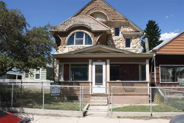 608 E Commercial