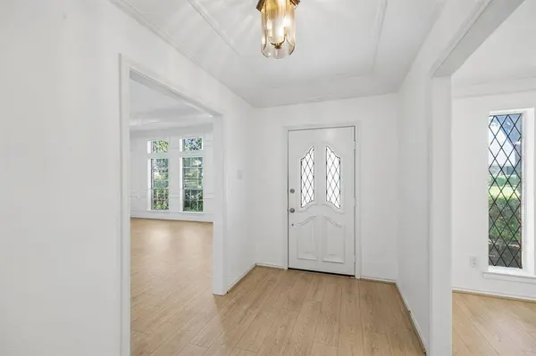 10014 Hickory Crossing, Dallas, TX 75243