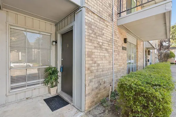 10240 Regal Oaks Drive #B