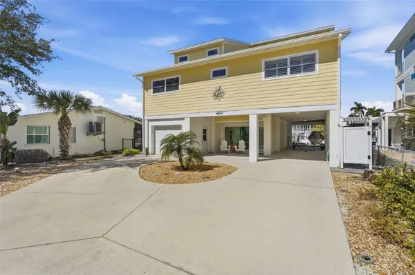 220 MOCKINGBIRD LN, Englewood, FL 34223