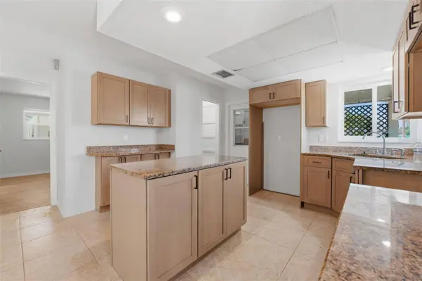 316 S MANGO ST, Englewood, FL 34223