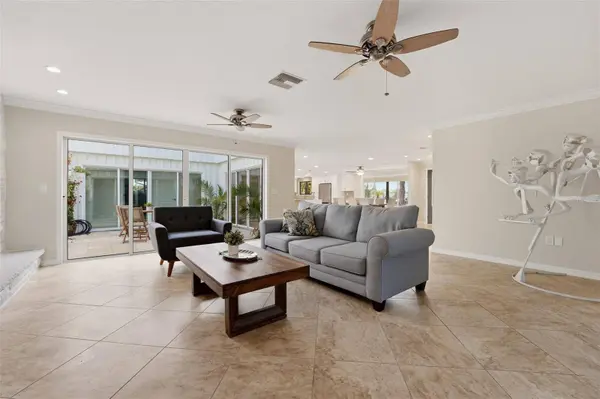 2180 W DOLPHIN DR, Englewood, FL 34223