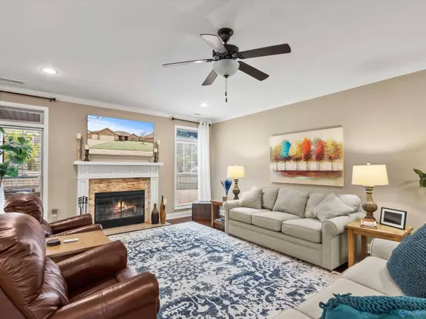 7511 Hadleigh Crest, Owens Cross Roads, AL 35763