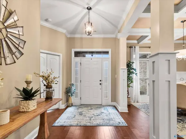 7511 Hadleigh Crest, Owens Cross Roads, AL 35763