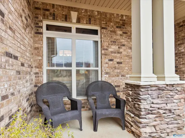 7511 Hadleigh Crest, Owens Cross Roads, AL 35763