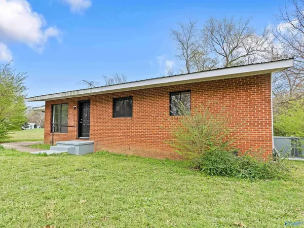 3213 Normandale Drive, Huntsville, AL 35811