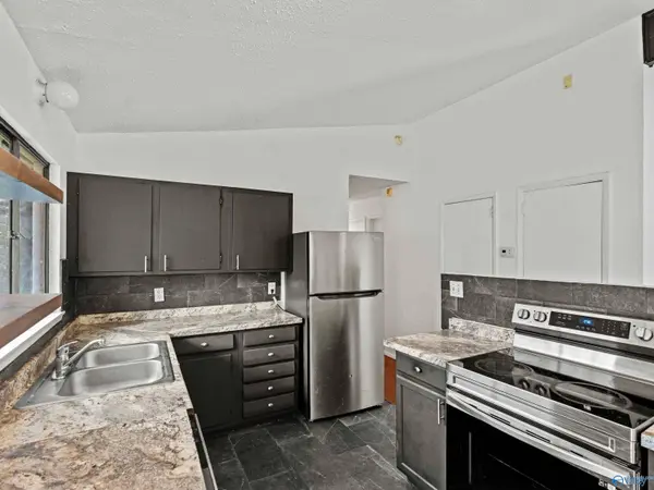 3213 Normandale Drive, Huntsville, AL 35811