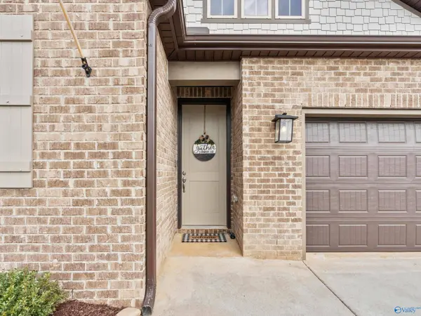 339 Mistfield Street, Huntsville, AL 35810