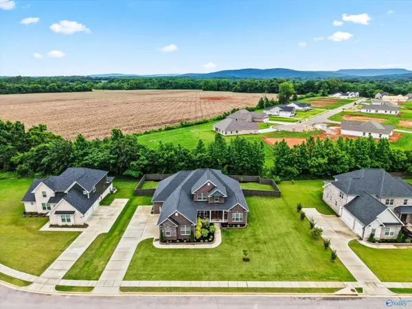 335 Merrydale Drive, Huntsville, AL 35811