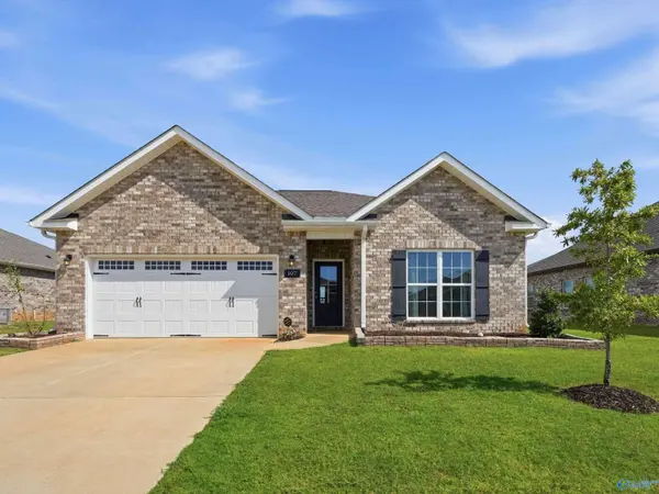 107 Saylor Rose Drive, New Market, AL 35761