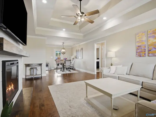 104 Ivy Darlene Drive, New Market, AL 35761