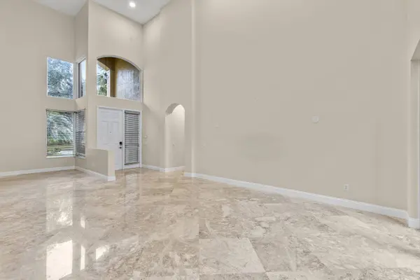 6966 Great Falls CIR, Boynton Beach, FL 33437