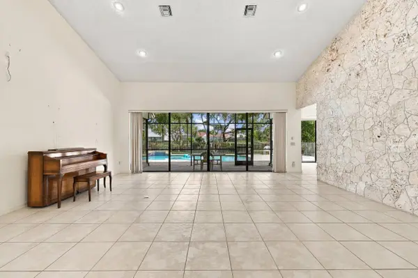 10695 STONEBRIDGE BLVD, Boca Raton, FL 33498