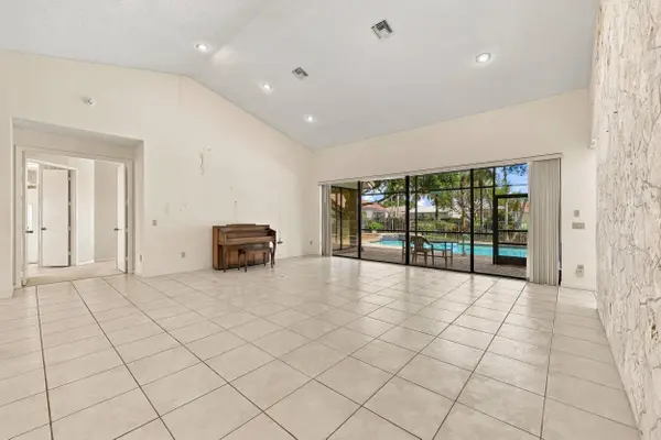 10695 STONEBRIDGE BLVD, Boca Raton, FL 33498