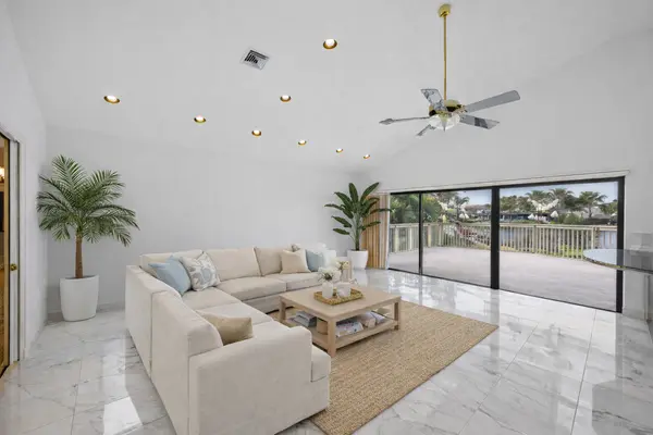 10747 Stonebridge Blvd, Boca Raton, FL 33498-6412