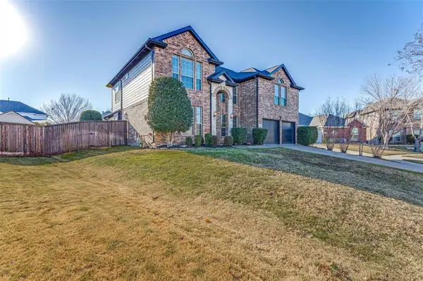 4116 Briarcreek Drive, Fort Worth, TX 76244