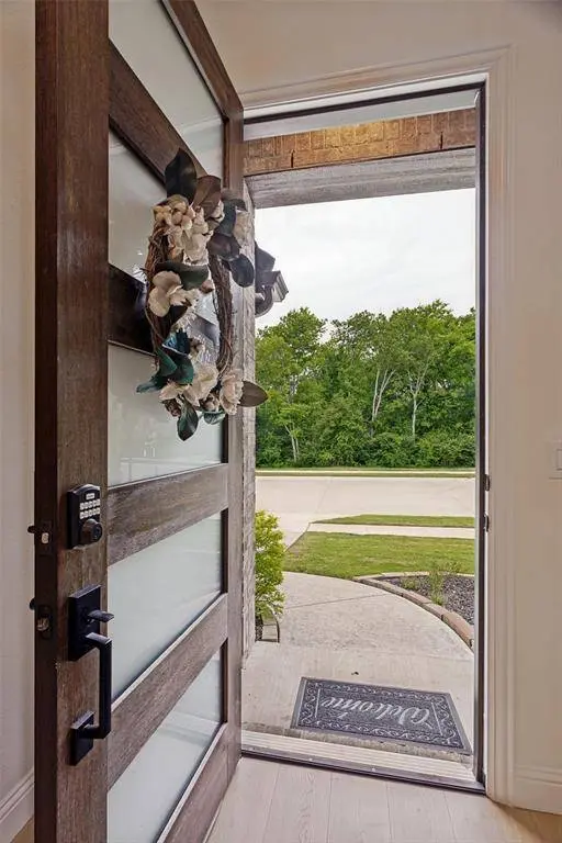 228 Shawnee Trail, Alvarado, TX 76009