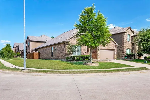 3516 Glass Mountain Trail, Fort Worth, TX 76244