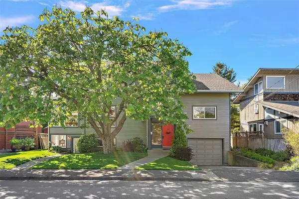 248 Richmond Ave, Victoria, BC V8S 3X8