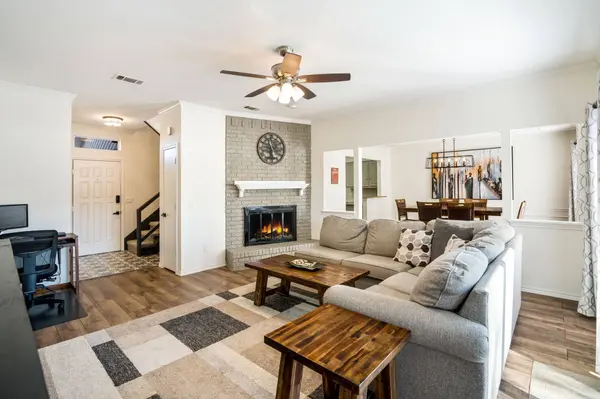 3616 Fore CIR, Farmers Branch, TX 75234