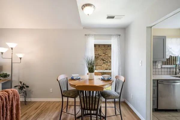 2960 Harbinger LN, Dallas, TX 75287